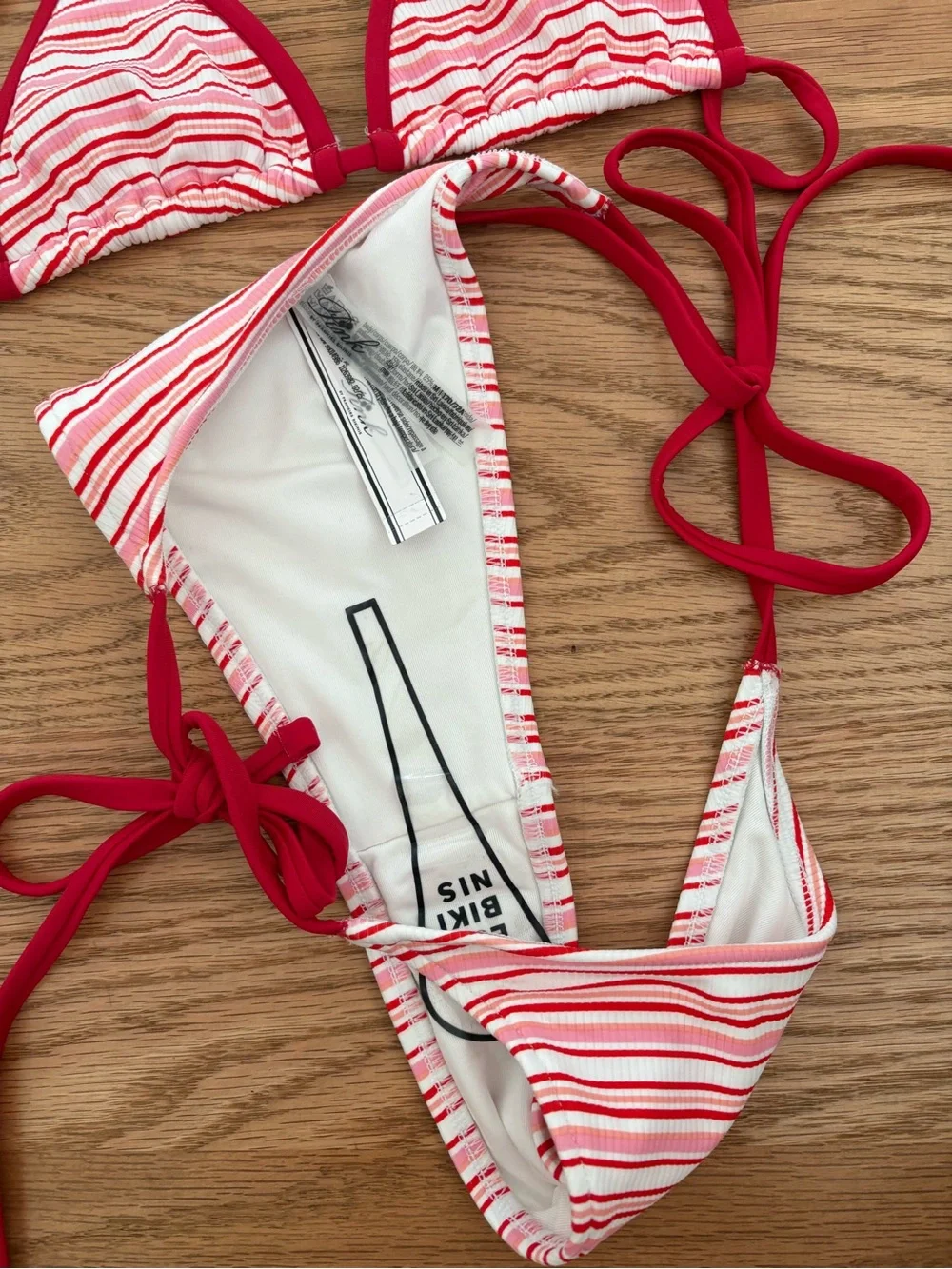 Frankie’s Bikinis set